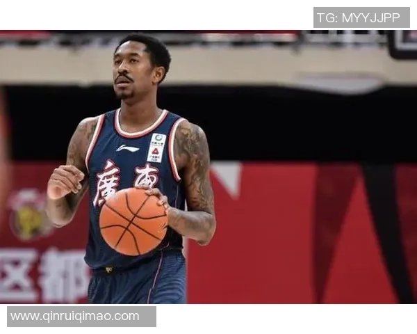 马尚布鲁克斯：从篮球新星到职业生涯的辉煌转折之路